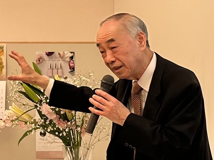 毎月浅草酸素オアシス主催で定期開催される斎藤秀彦先生によるホワイト量子エネルギー講演会での一枚